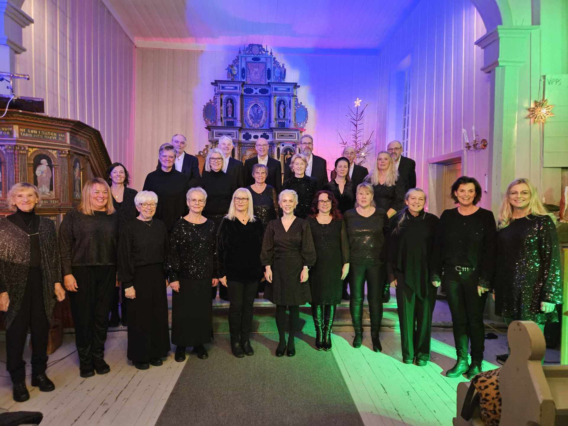 Kammerkoret med på dåpsfest i Nannestad kirke